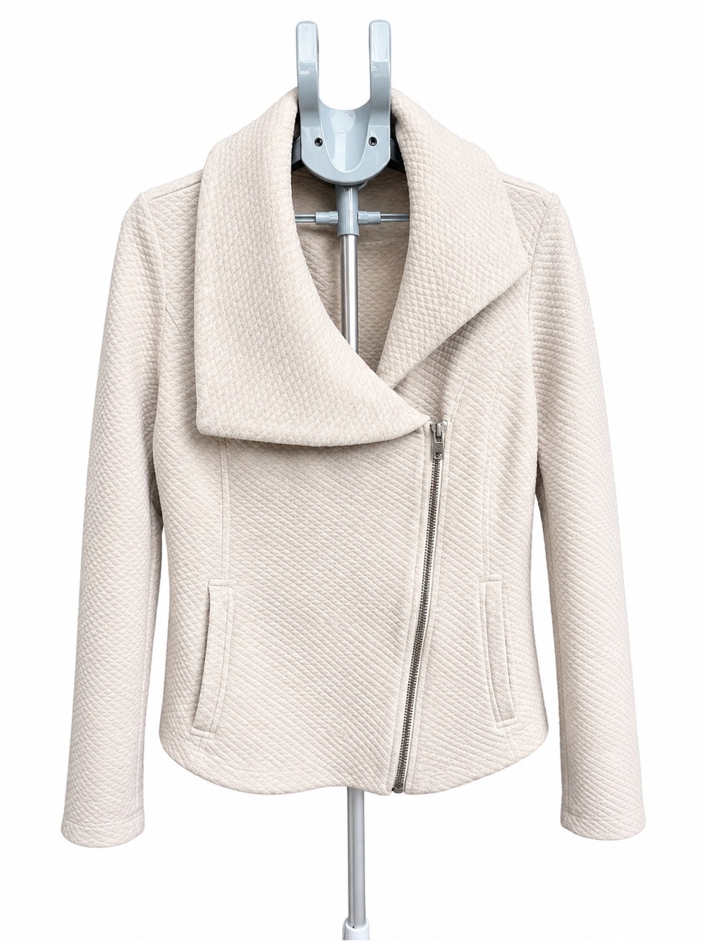 CAbi Ryder Quilted Moto Jacket Oatmeal Asymmetrical Zip Cropped Size M